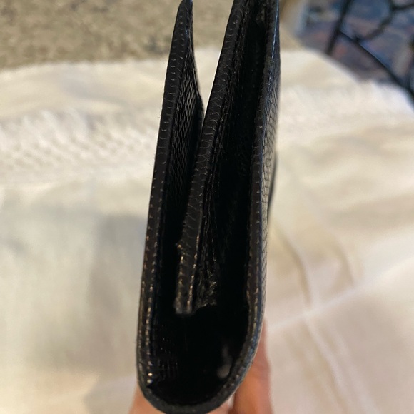 Salvatore Ferragamo black tote with matching wallet - Picture 7 of 13